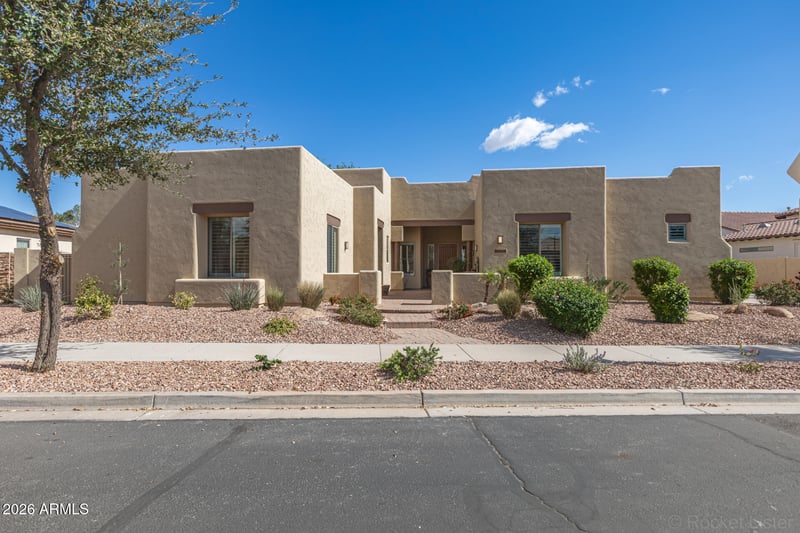 2511 N 143rd Dr, Goodyear, AZ 85395