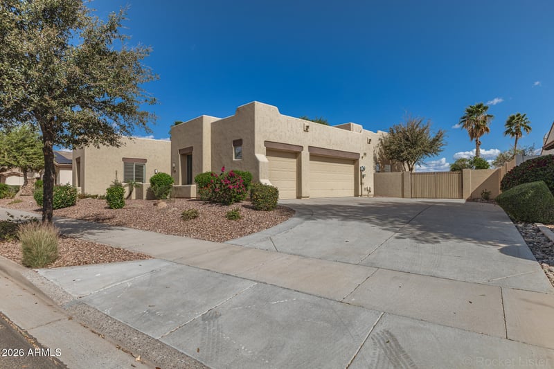 2511 N 143rd Dr, Goodyear, AZ 85395