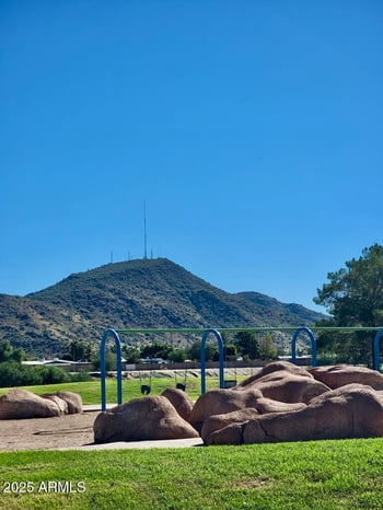 2511 Pershing Ave, Phoenix, AZ 85029