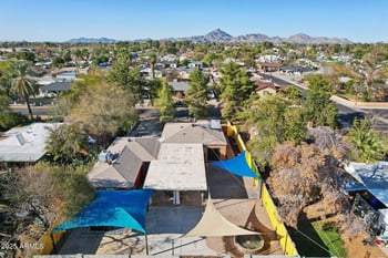 2511 Pinchot Ave, Phoenix, AZ 85016