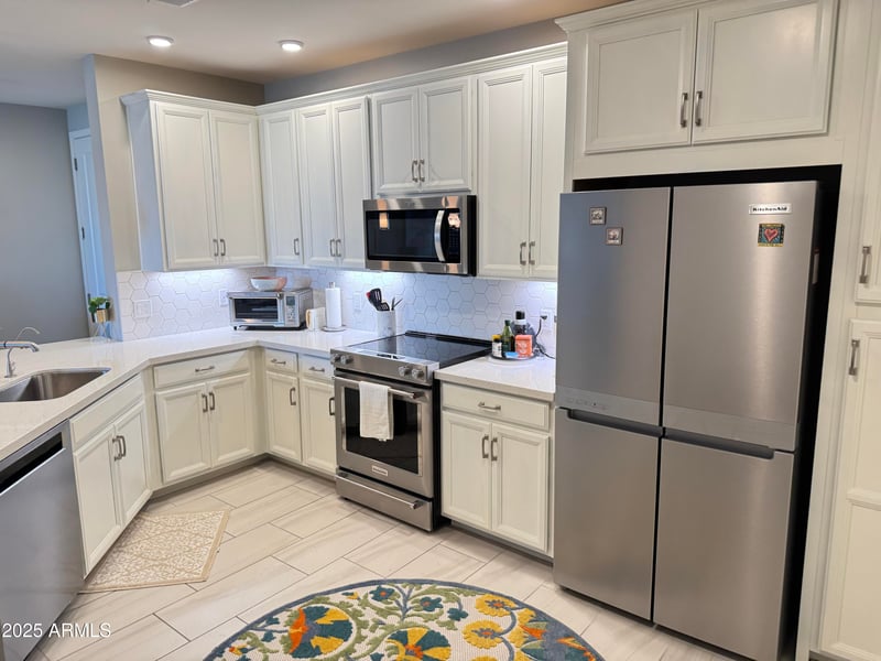 2511 Queen Creek Rd #207, Chandler, AZ 85248