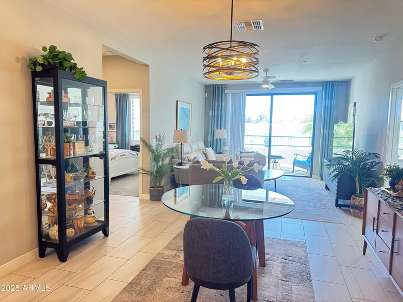 2511 Queen Creek Rd #207, Chandler, AZ 85248