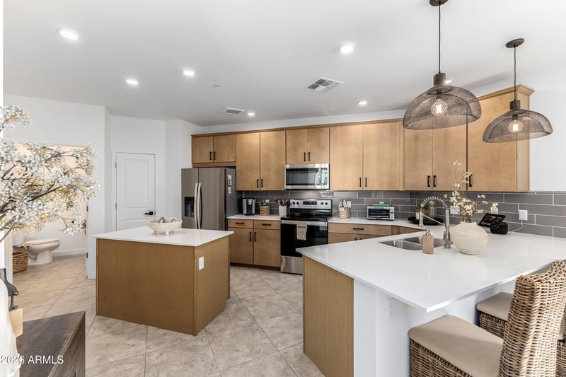 2511 Queen Creek Rd #216, Chandler, AZ 85248