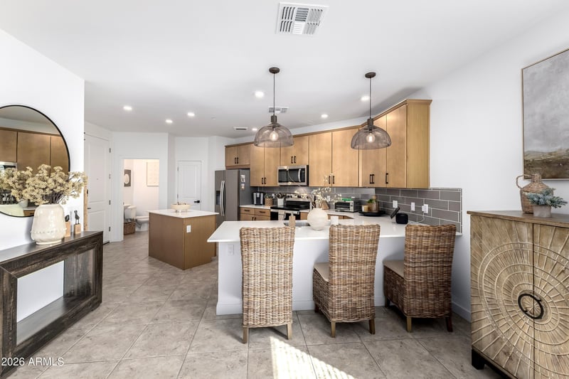 2511 Queen Creek Rd #216, Chandler, AZ 85248