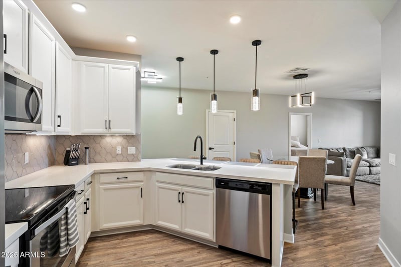 2511 Queen Creek Rd #242, Chandler, AZ 85248