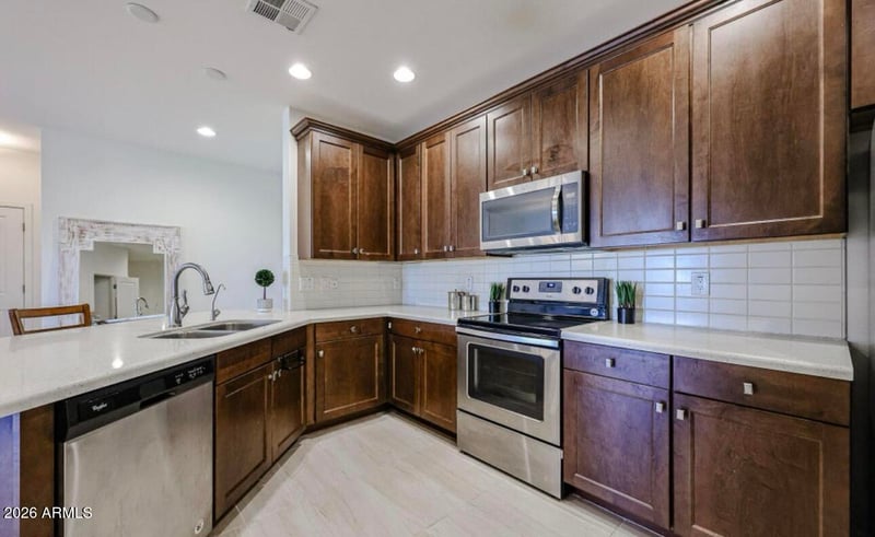 2511 Queen Creek Rd #337, Chandler, AZ 85248