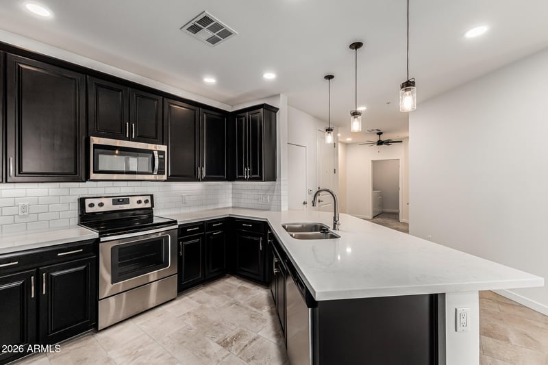 2511 Queen Creek Rd #348, Chandler, AZ 85248