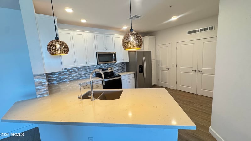 2511 Queen Creek Rd #377, Chandler, AZ 85248