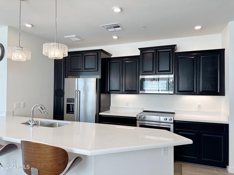 2511 Queen Creek Rd #417, Chandler, AZ 85248