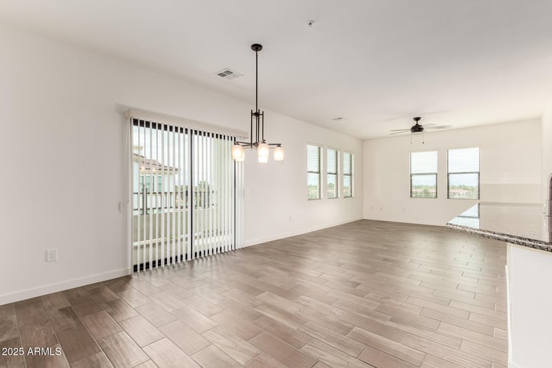 2511 Queen Creek Rd #426, Chandler, AZ 85248