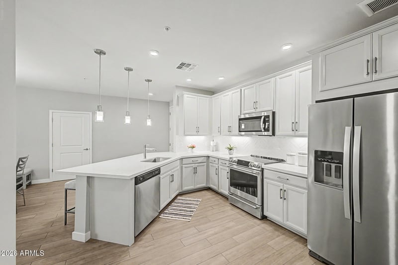 2511 W Queen Creek Rd #213, Chandler, AZ 85248
