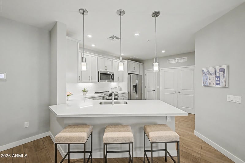 2511 W Queen Creek Rd #213, Chandler, AZ 85248