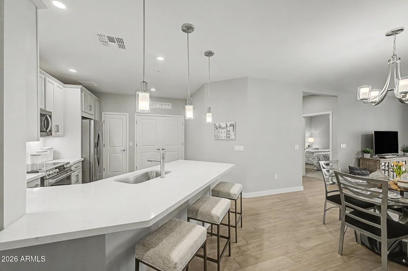 2511 W Queen Creek Rd #213, Chandler, AZ 85248