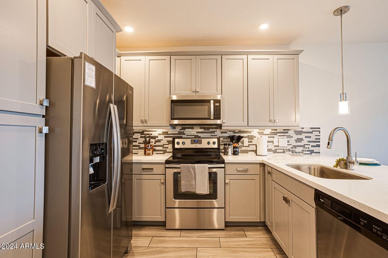 2511 Queen Creek Rd #243, Chandler, AZ 85248