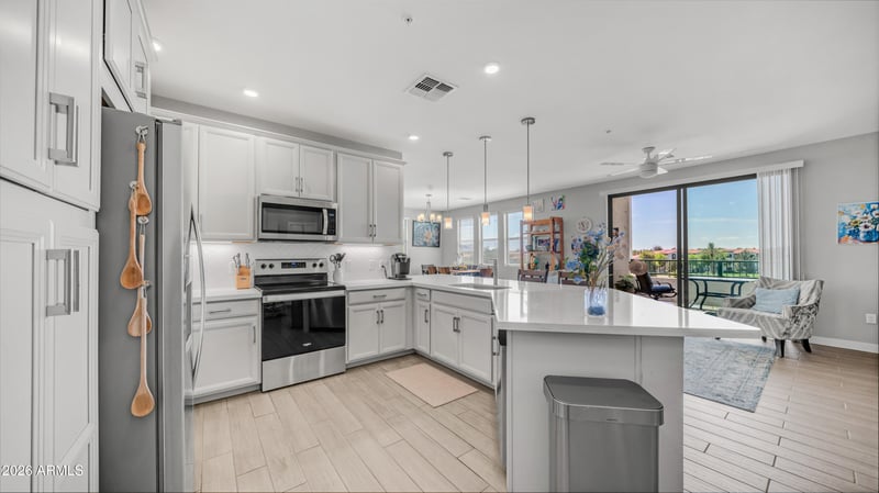 2511 Queen Creek Rd #303, Chandler, AZ 85248