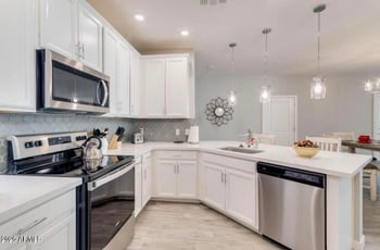 2511 Queen Creek Rd #314, Chandler, AZ 85248