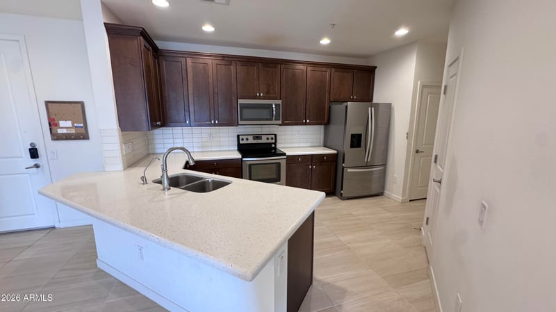 2511 Queen Creek Rd #337, Chandler, AZ 85248
