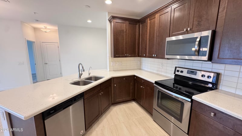 2511 Queen Creek Rd #337, Chandler, AZ 85248
