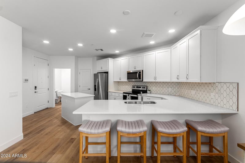 2511 W Queen Creek Rd #374, Chandler, AZ 85248