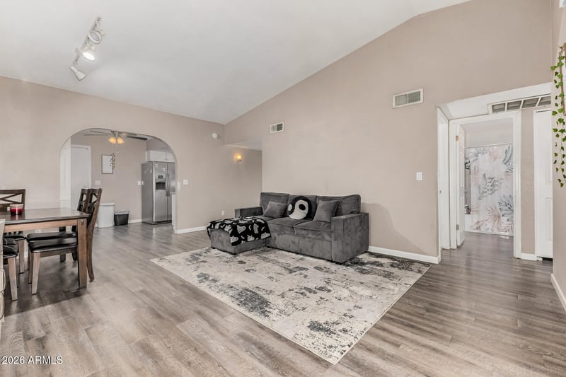 2511 Willow Ave, Phoenix, AZ 85029