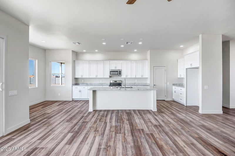 25113 Lowden Rd, Wittmann, AZ 85361