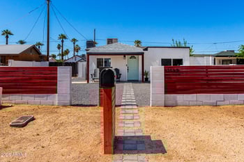 2512 29th St, Phoenix, AZ 85008