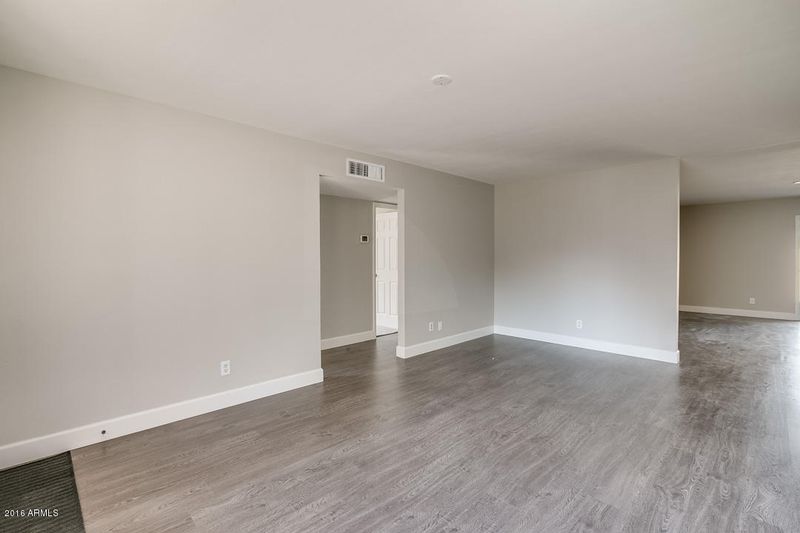 2512 W Fremont Dr, Tempe, AZ 85282