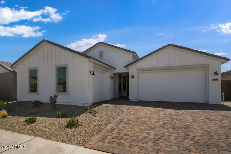 25123 171st Ave, Surprise, AZ 85387
