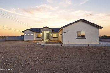 25123 Peakview Rd, Wittmann, AZ 85361