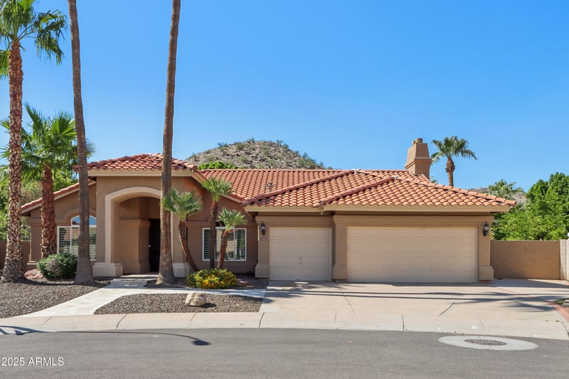 2513 Bighorn Ave, Phoenix, AZ 85048