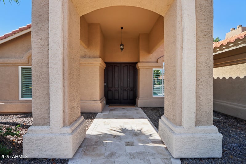 2513 Bighorn Ave, Phoenix, AZ 85048