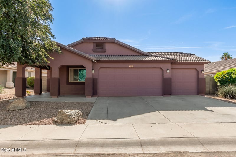 2513 Carter Rd, Phoenix, AZ 85041
