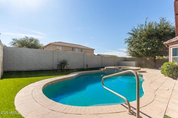 2513 Carter Rd, Phoenix, AZ 85041