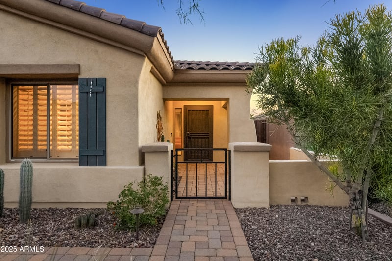 2513 Myopia Dr, Anthem, AZ 85086