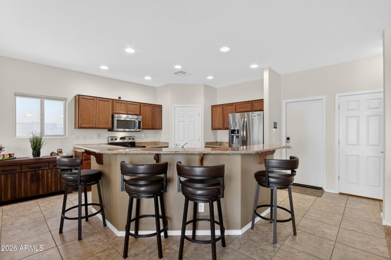 2513 Powell Rd, Apache Junction, AZ 85119