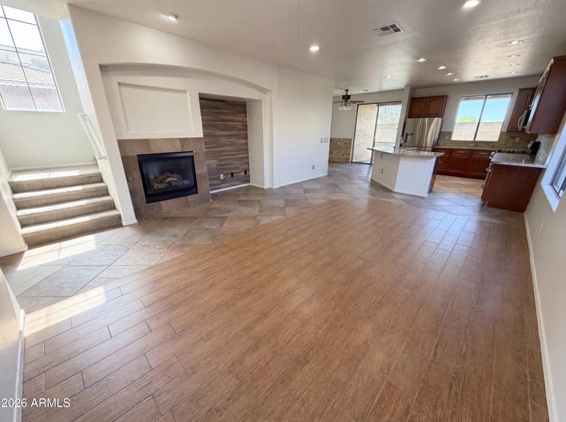 2513 Florentine Rd, Phoenix, AZ 85086