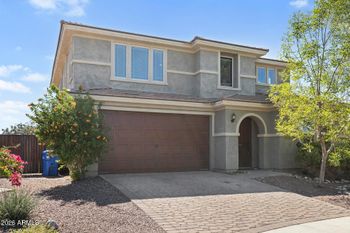 2513 W Moura Dr, Phoenix, AZ 85085
