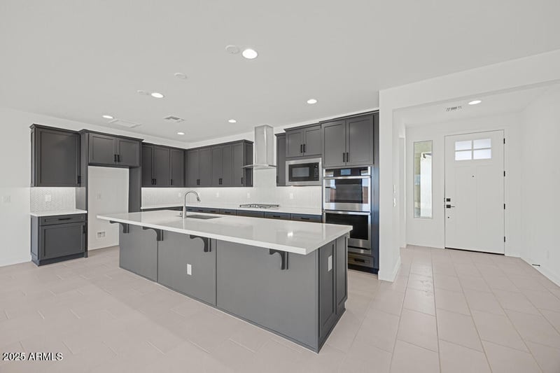 25137 171st Ave, Surprise, AZ 85387