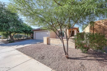 25138 Fremont Dr, Buckeye, AZ 85326