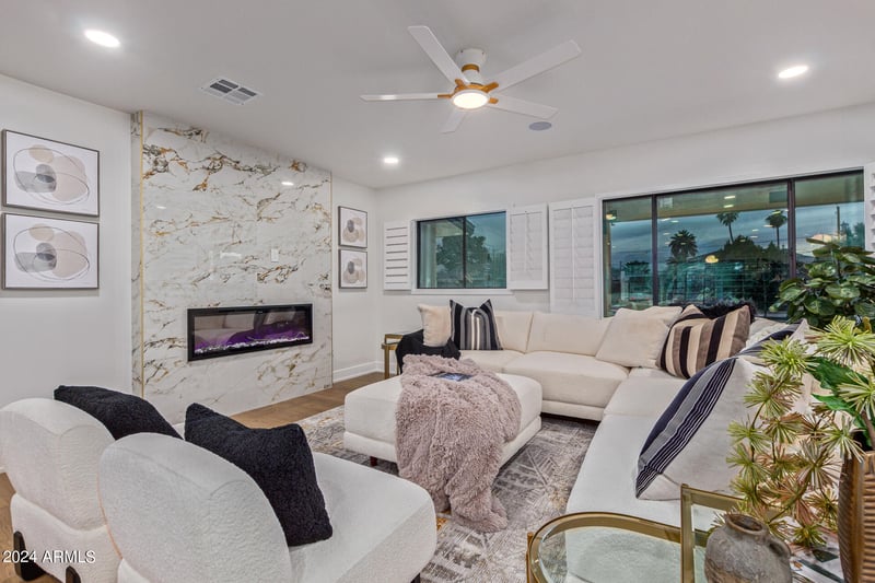 2514 E Highland Ave, Phoenix, AZ 85016