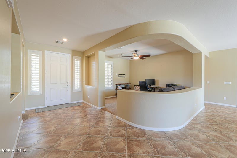 2514 Grand Canyon Dr, Chandler, AZ 85249