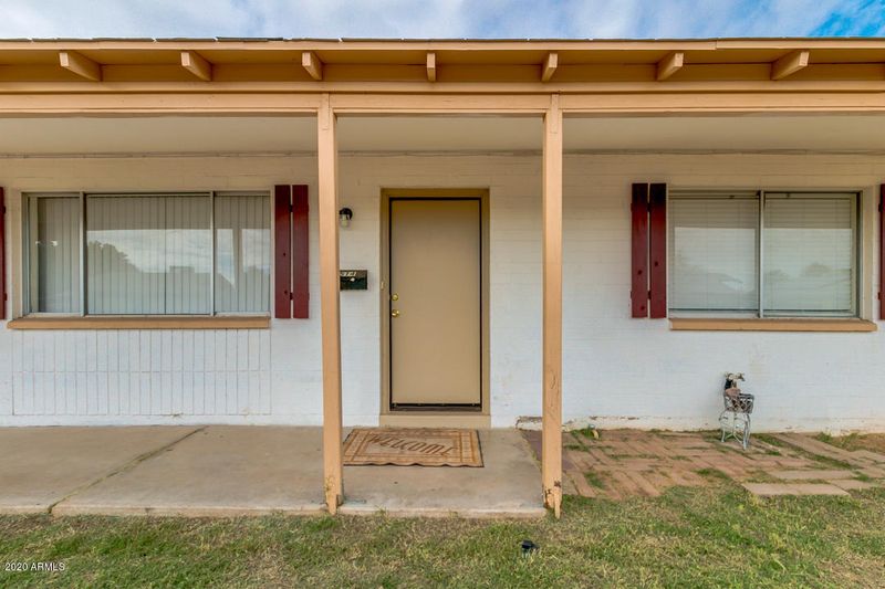 2514 N 58th Dr, Phoenix, AZ 85035
