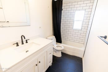 2514 Turney Ave, Phoenix, AZ 85016