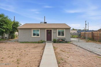 2515 Atlanta Ave, Phoenix, AZ 85040