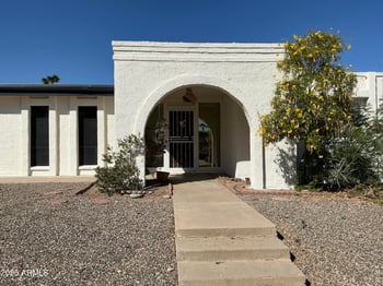 2515 Claire Dr, Phoenix, AZ 85032
