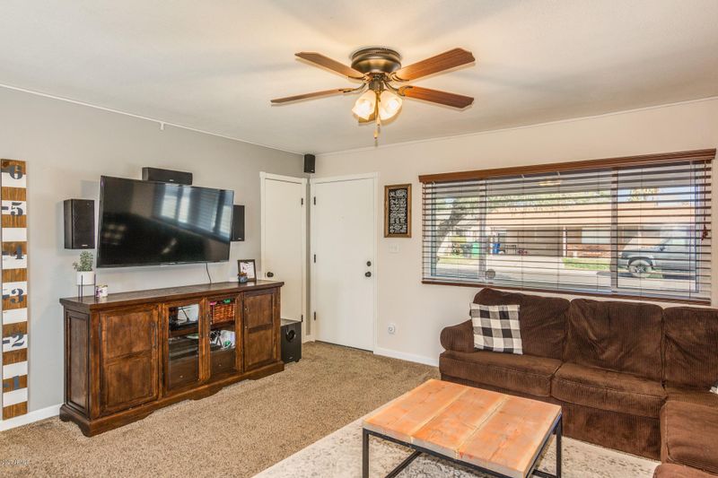 2515 E Boston St, Mesa, AZ 85213