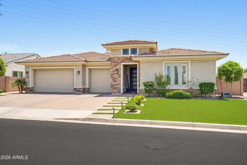 2515 E Thornton Ct, Gilbert, AZ 85297