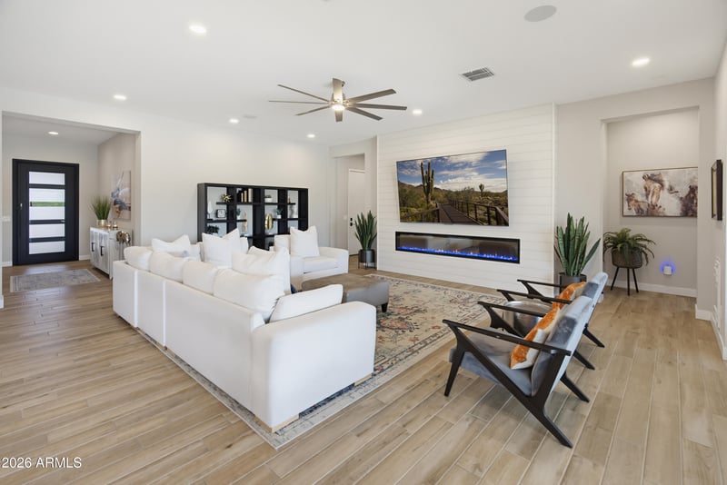 2515 E Thornton Ct, Gilbert, AZ 85297
