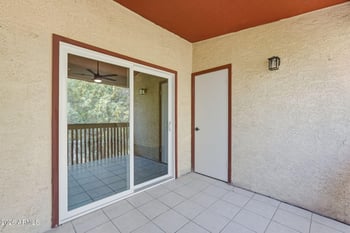 2515 52nd St #208, Phoenix, AZ 85008