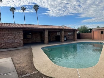 2515 Palm Dr, Tempe, AZ 85282
